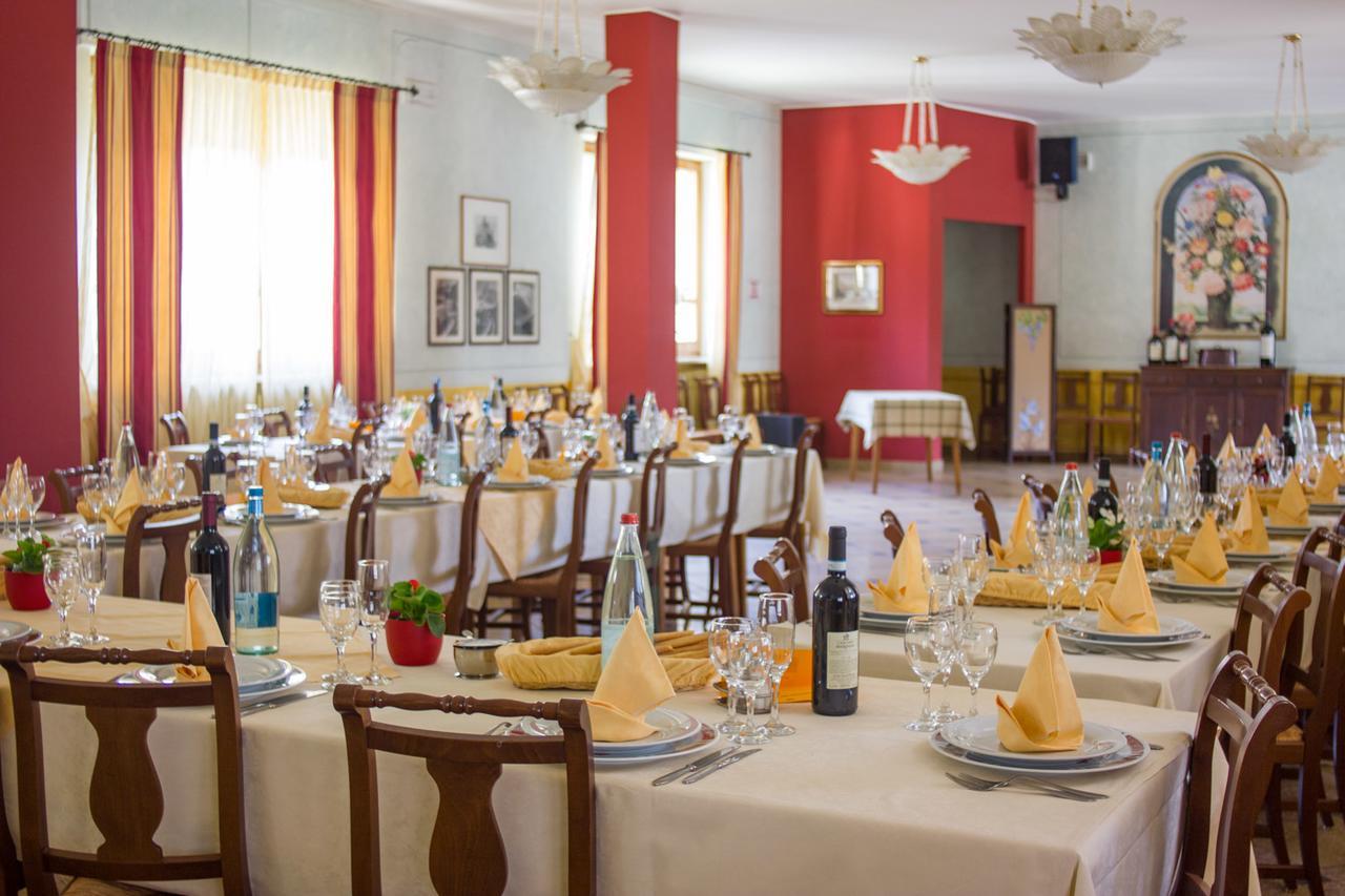 Ristorante Buasca Hotel Cuorgnè Exterior foto